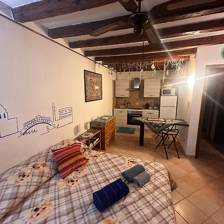 High Hopes Apartment Venesia Bagian luar foto